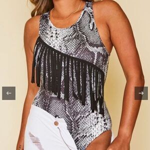 NWT Peach California Love Black Snake Print Fringe Bodysuit‎ Medium